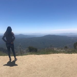 Meet your Posher, Alejandra